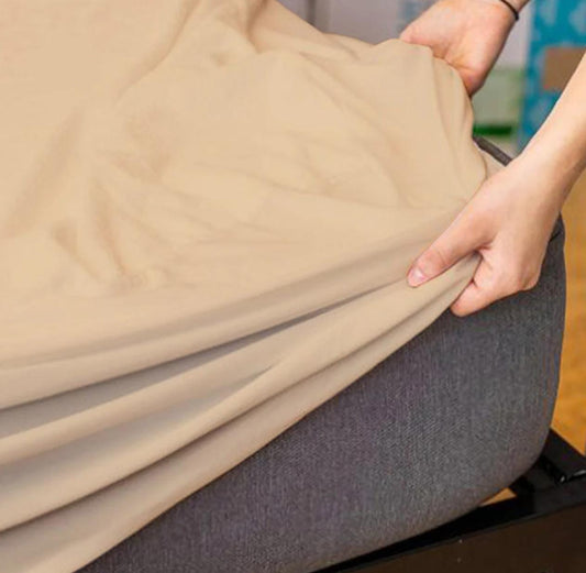 WATERPROOF MATTRESS PROTECTOR
